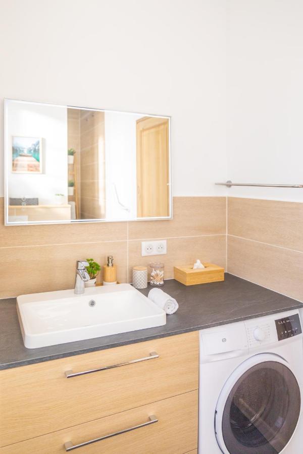 Apartament Sweet Aulne Joigny Zewnętrze zdjęcie